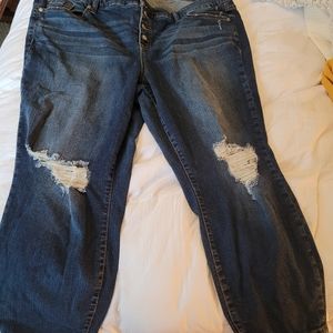 EUC torrid size 22 cropped jeans